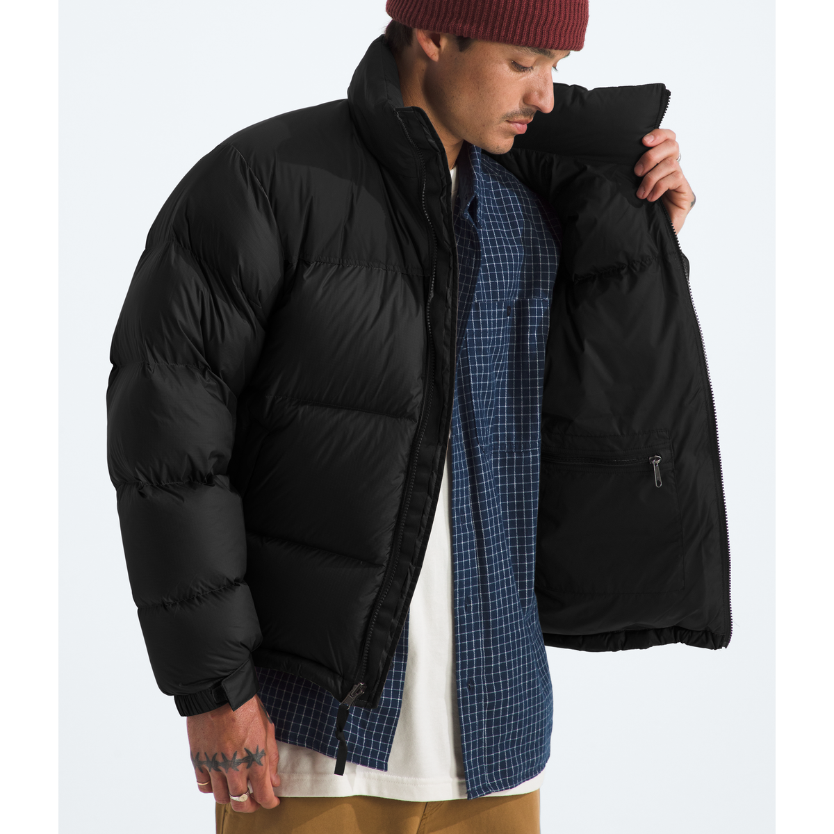 The North Face Men's 1996 Retro Nuptse Jacket in Summit Navy