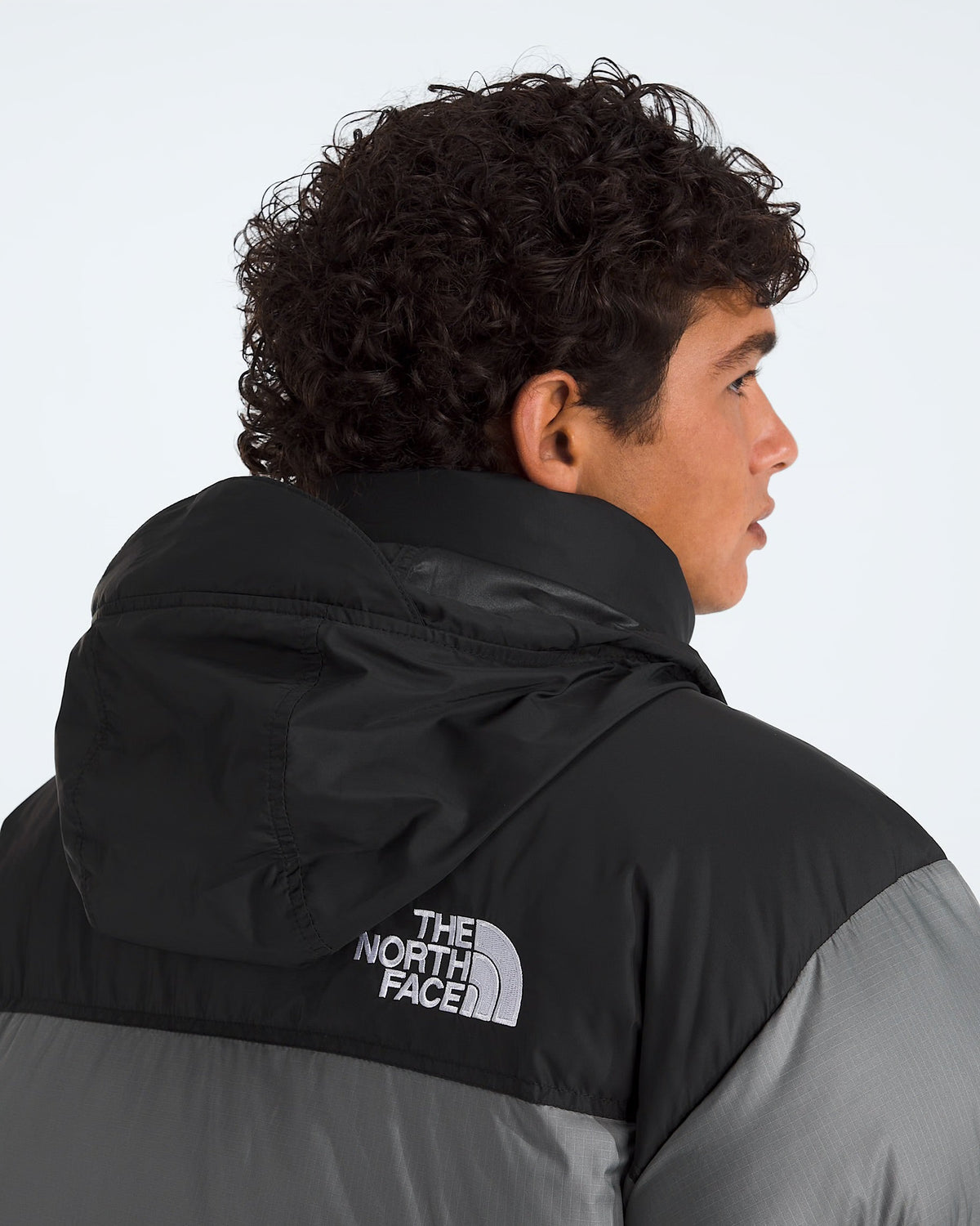 The North Face Men's 1996 Retro Nuptse Jacket  White Pacific Teal