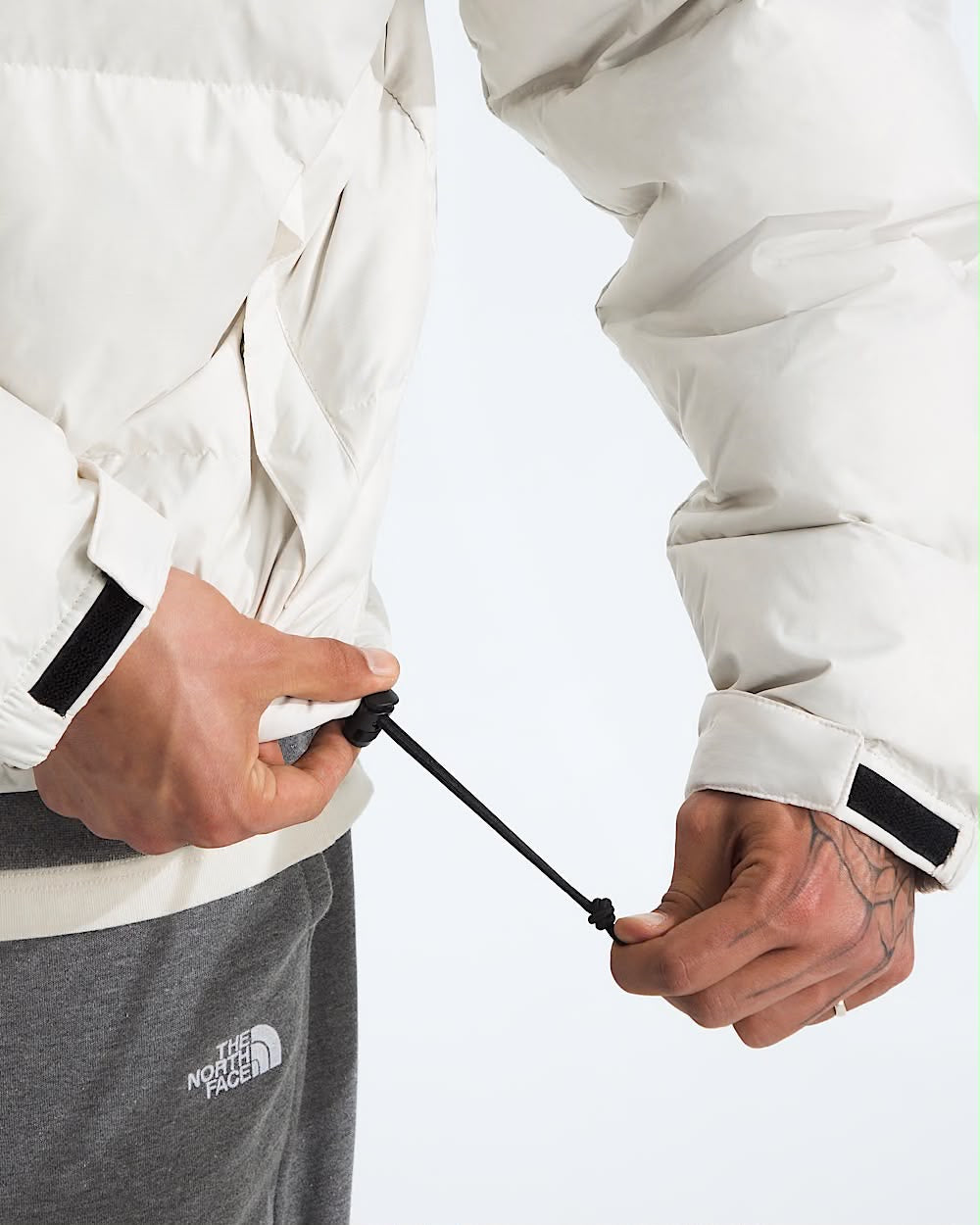 The North Face Men's 1996 Retro Nuptse Jacket  White Pacific Teal